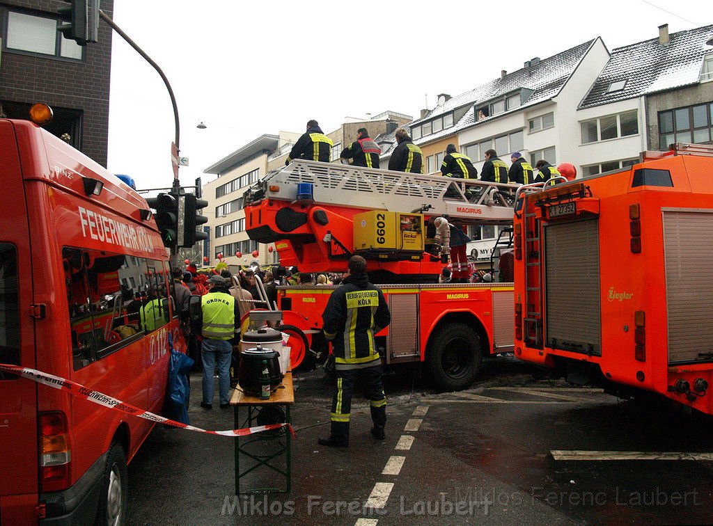 Feuerwehr Rettungsdienst Koelner Rosenmontagszug 2010 P011.JPG